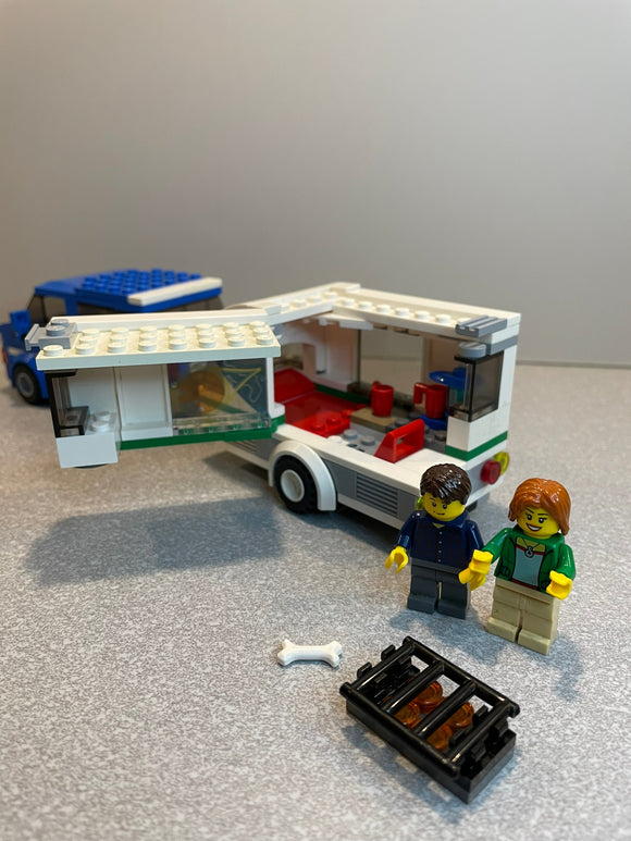 Lego Van & Caravan 60117
